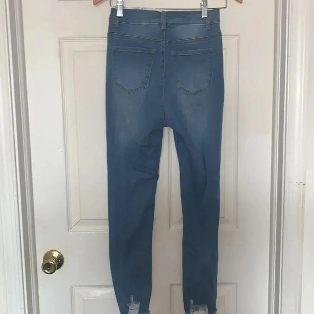 Fashion Nova Distressed Jeans - Picture 2 of 3